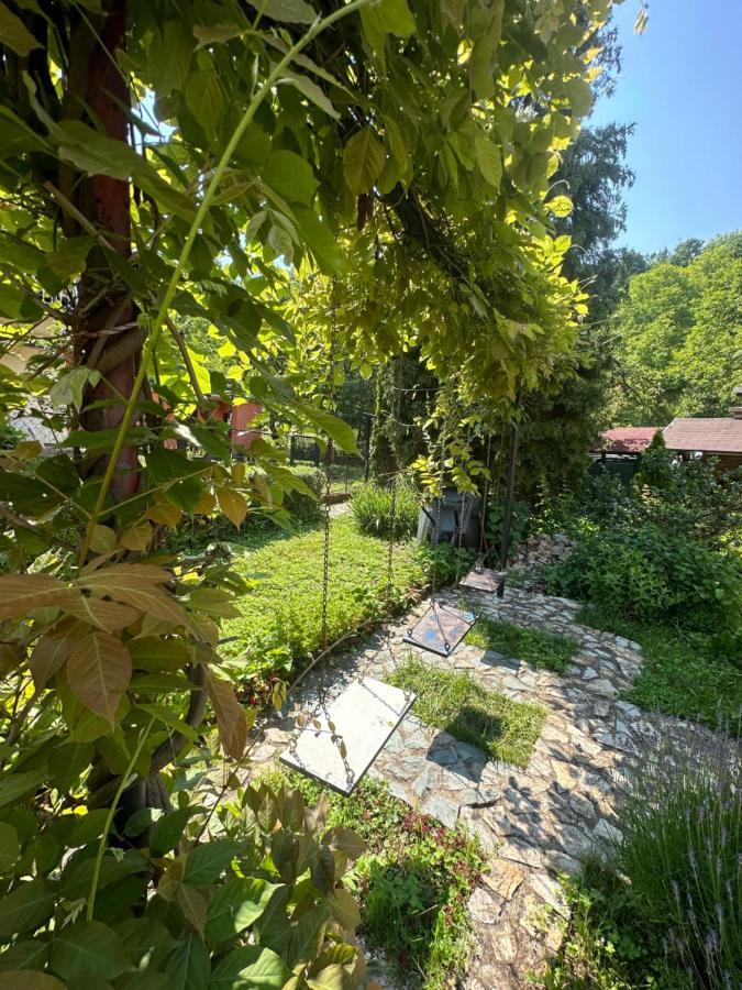 Beautiful House Overlooking Sarajevo Saraievo Exterior foto
