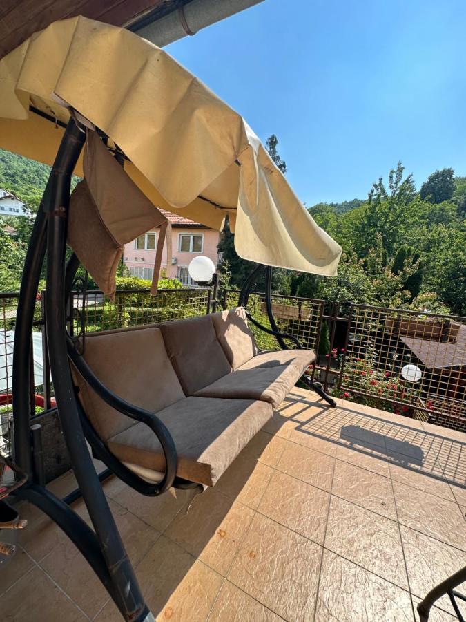 Beautiful House Overlooking Sarajevo Saraievo Exterior foto